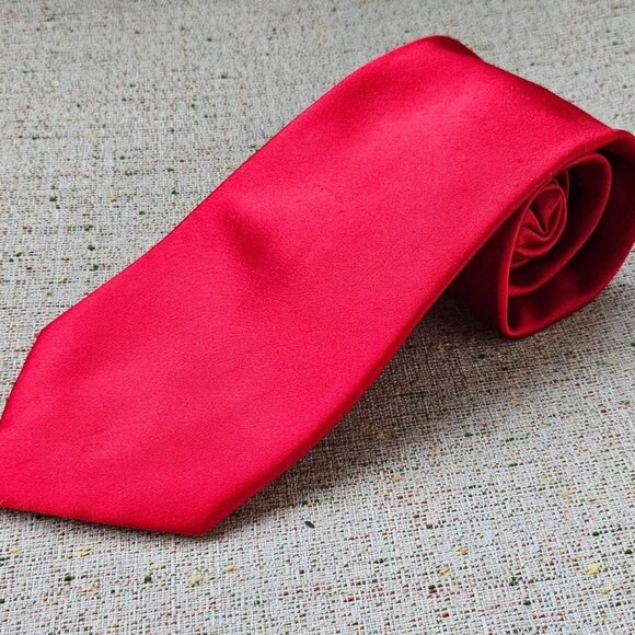 Geoffrey Beene Men Tie Red Classic Necktie Handmade Tie - Picture 2 of 9